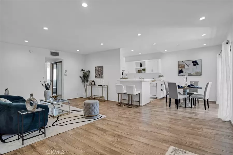 5403 Newcastle AVE #60, Encino, CA 91316