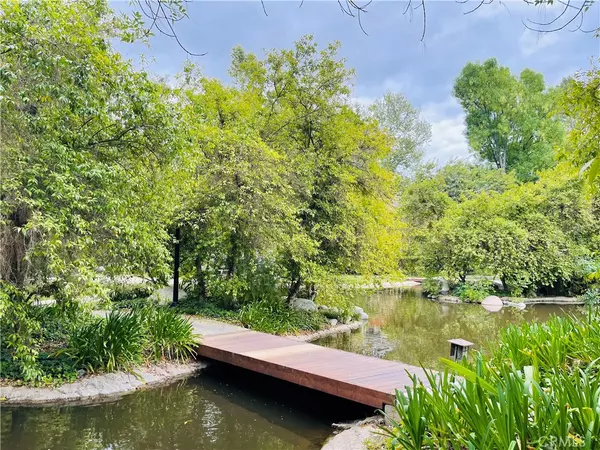 7120 Carlson CIR #256,  Canoga Park,  CA 91303