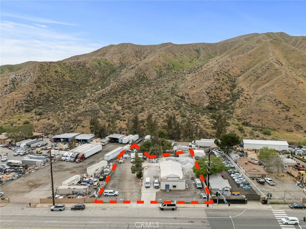 17043 Sierra HWY, Canyon Country, CA 91351