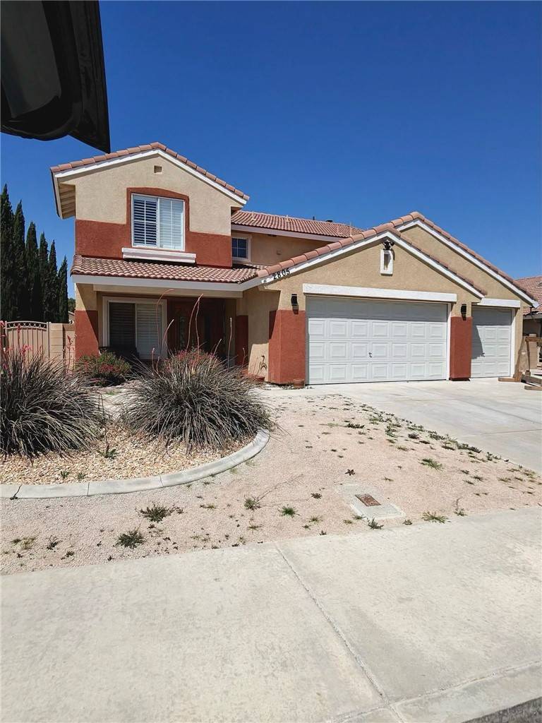 2805 W Norberry ST, Lancaster, CA 93536