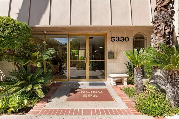 5330 Lindley AVE #305, Encino, CA 91316