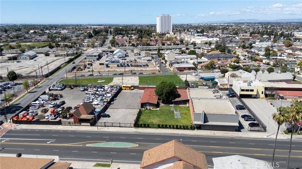 Compton, CA 90221,403 S Santa Fe AVE