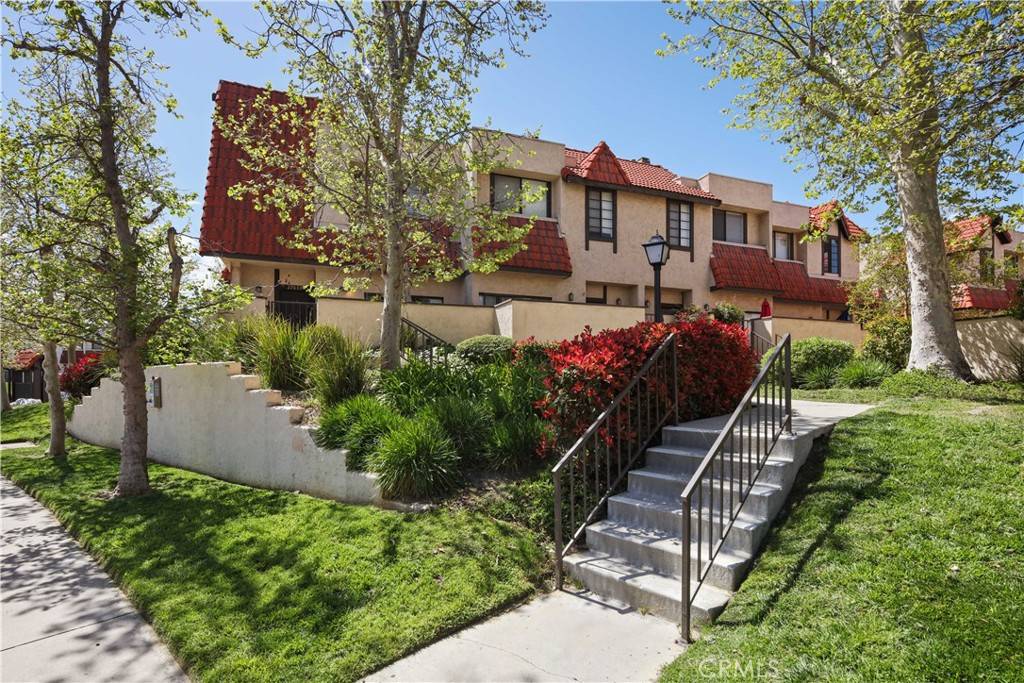 27633 Nugget DR #1, Canyon Country, CA 91387