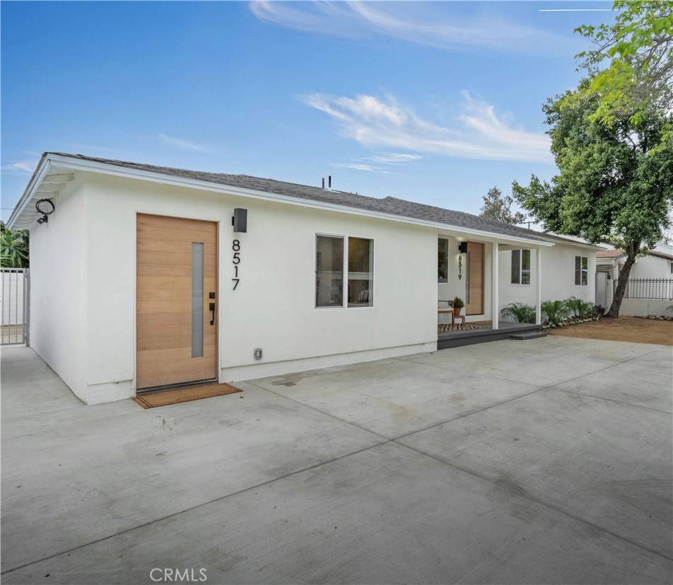 8519 Wakefield AVE, Panorama City, CA 91402