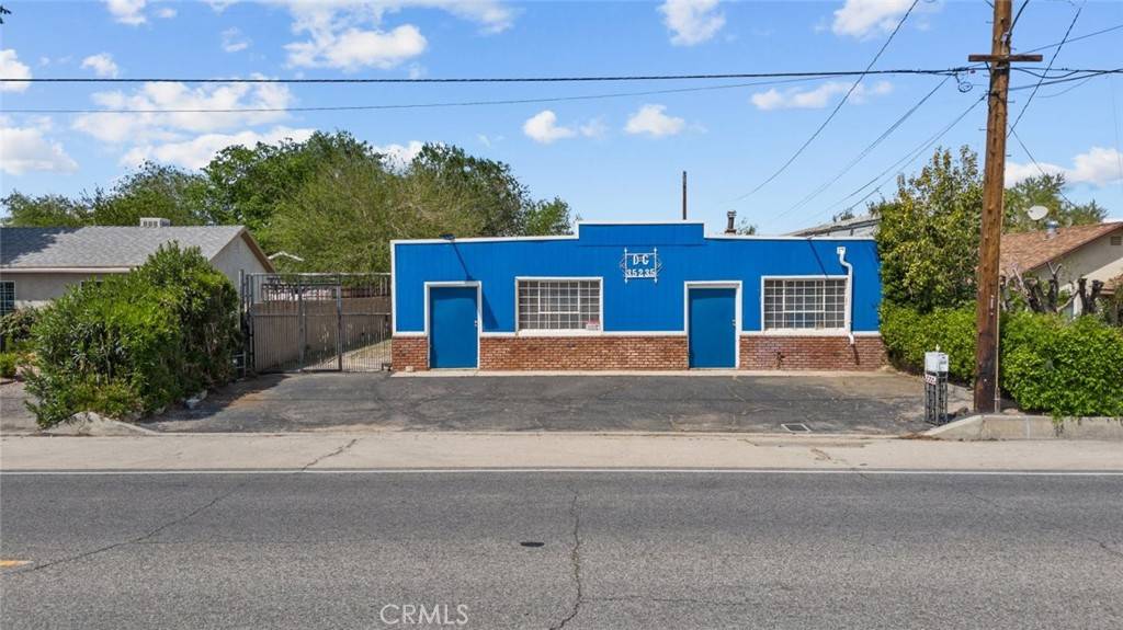 35235 82nd ST E, Littlerock, CA 93543
