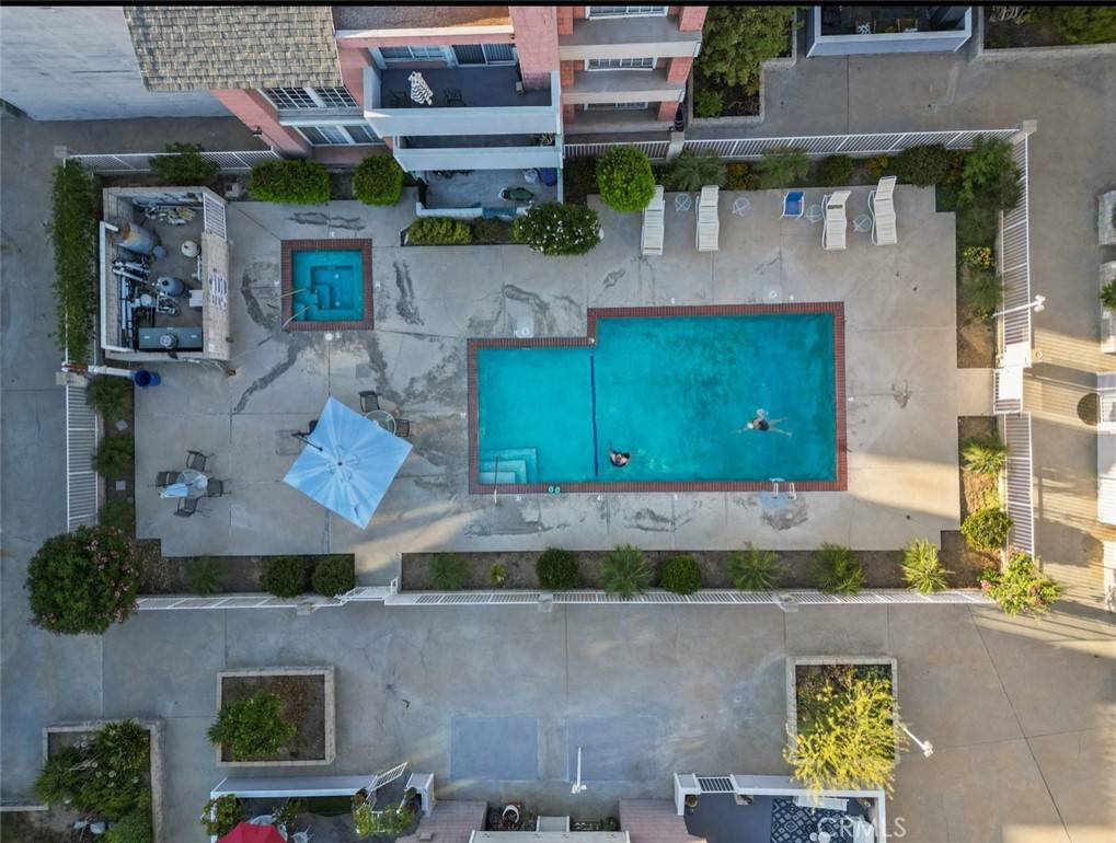 Winnetka, CA 91306,20235 Keswick ST #121