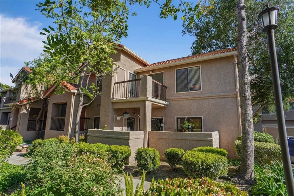 2327 Archwood LN #125, Simi Valley, CA 93063