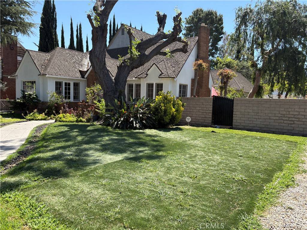 West Toluca Lake, CA 91602,11122 Hortense ST