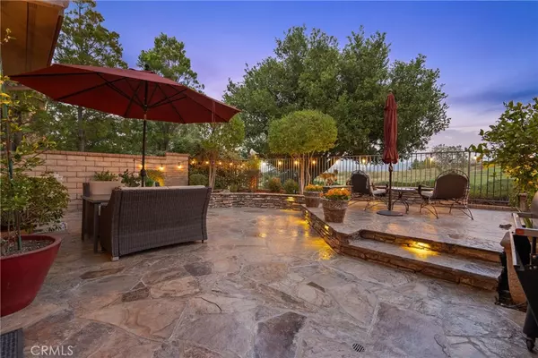 Valencia, CA 91381,25542 Via Ventana