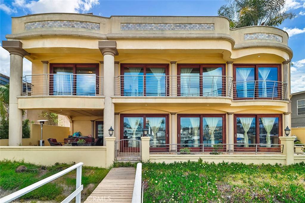 Long Beach, CA 90803,5455 E Sorrento DR