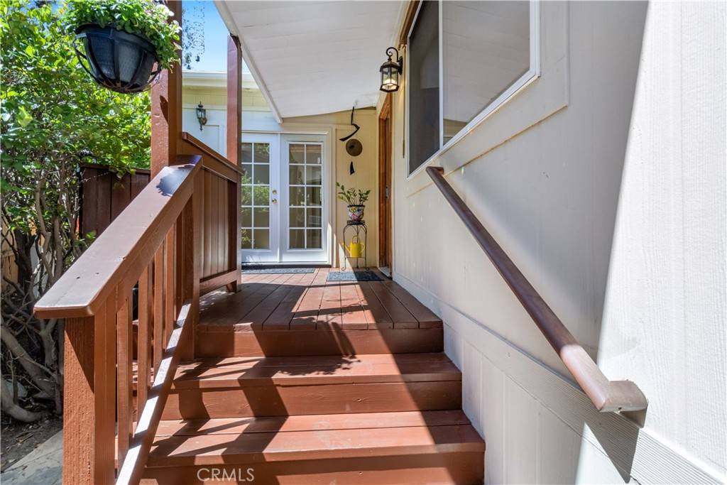 Woodland Hills, CA 91364,4201 Topanga Canyon BLVD #32