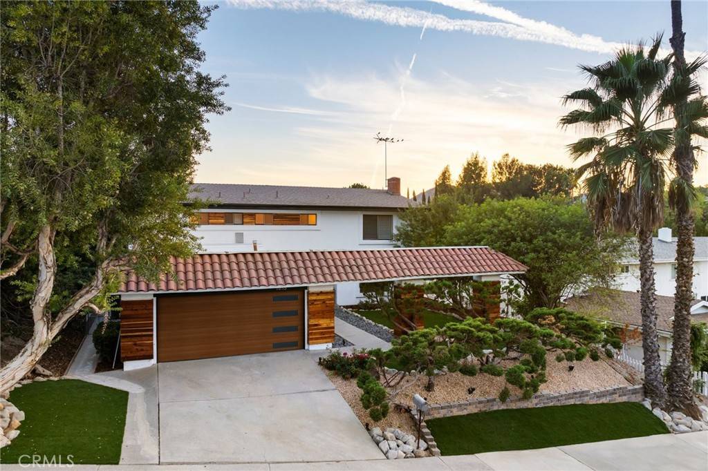 West Hills, CA 91307,7385 Darnoch WAY