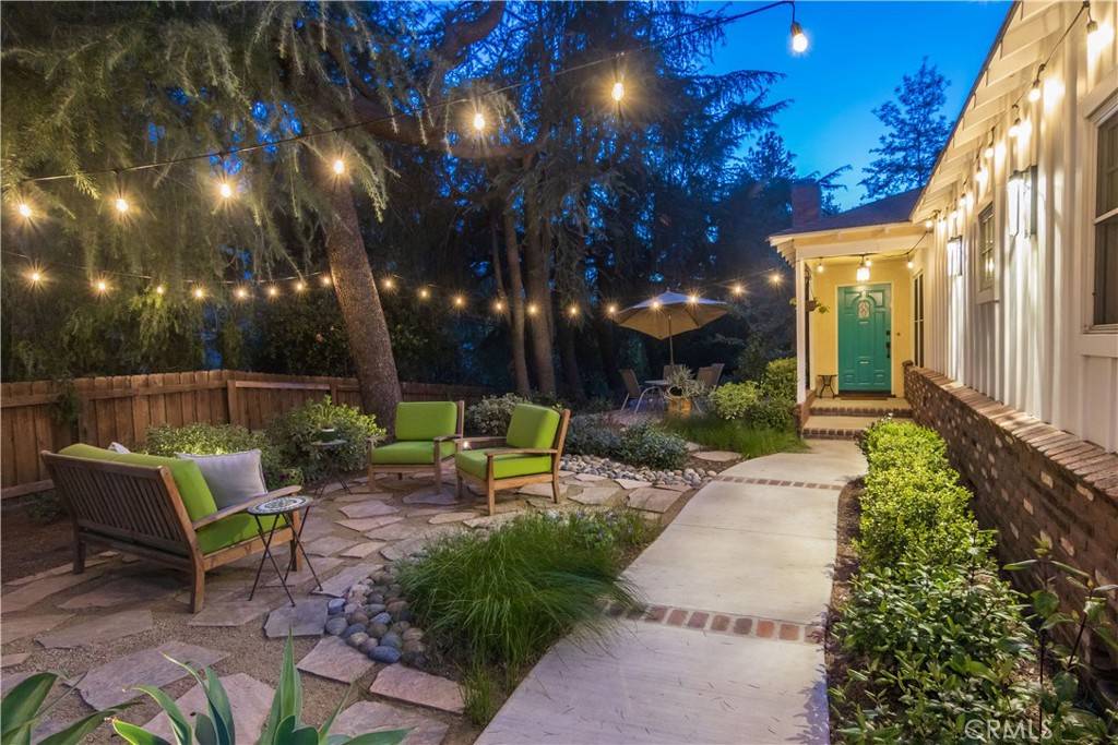 Tarzana, CA 91356,19631 Rosita ST