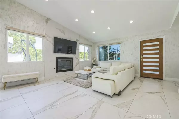 Palm Springs, CA 92262,2695 N Junipero AVE
