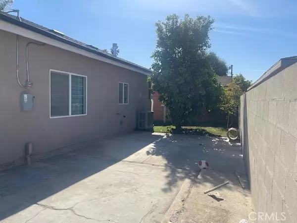 Reseda, CA 91355,7519 Amigo AVE