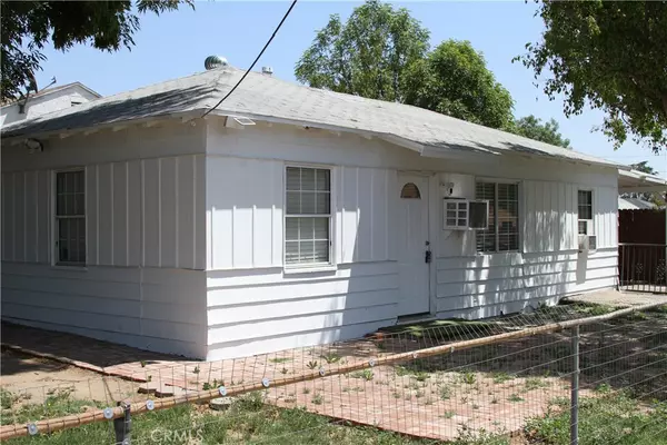 15258 La Valle ST, Sylmar, CA 91342