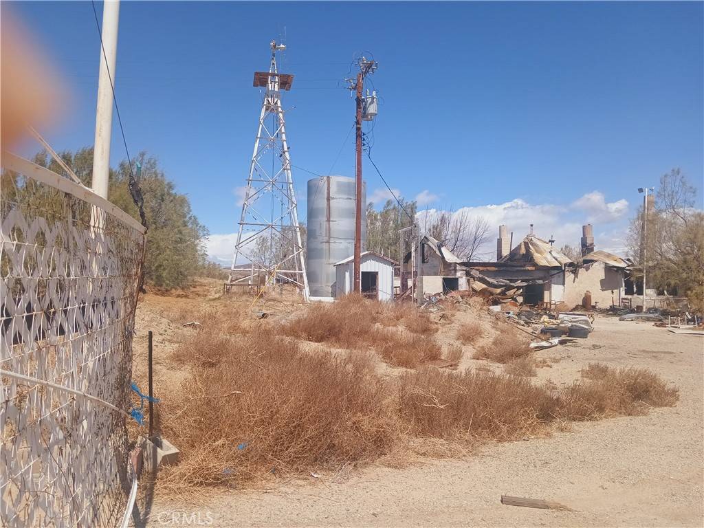 Cantil, CA 93519,32292 Neuralia RD