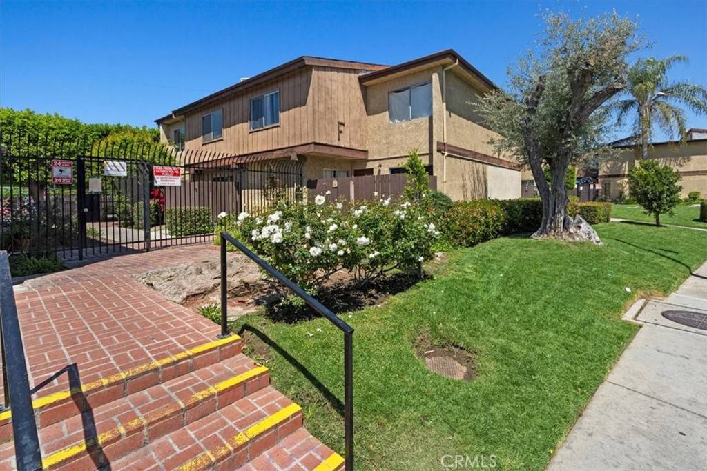 7301 Lennox AVE #E08, Van Nuys, CA 91405