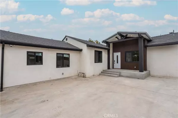 20239 Hartland ST, Winnetka, CA 91306