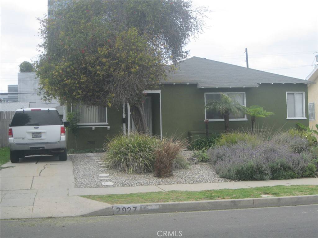 Los Angeles, CA 90016,2927 S Genesee AVE