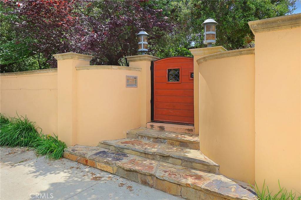 Tarzana, CA 91356,3951 Vanalden AVE
