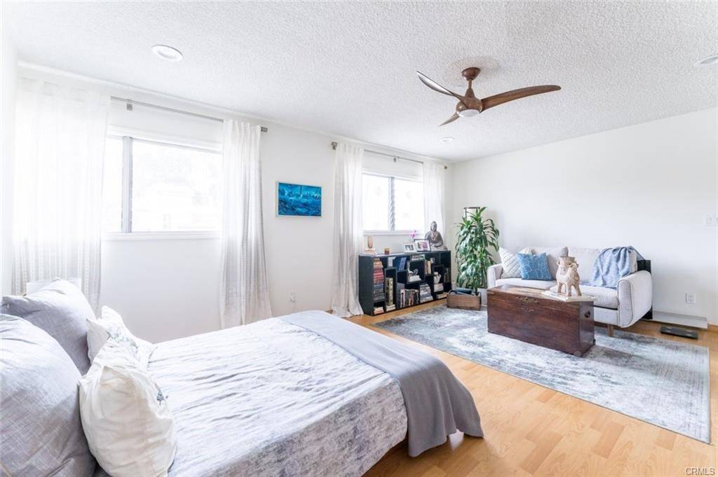 Santa Monica, CA 90403,943 19th ST