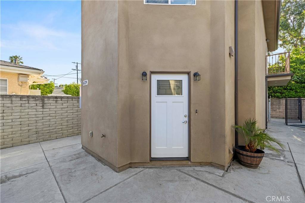 Van Nuys, CA 91401,6531 Ranchito Avenue