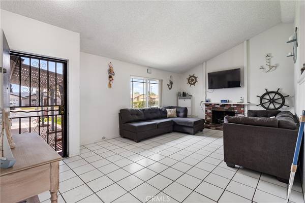 Rancho Cucamonga, CA 91730,9684 Hemlock ST