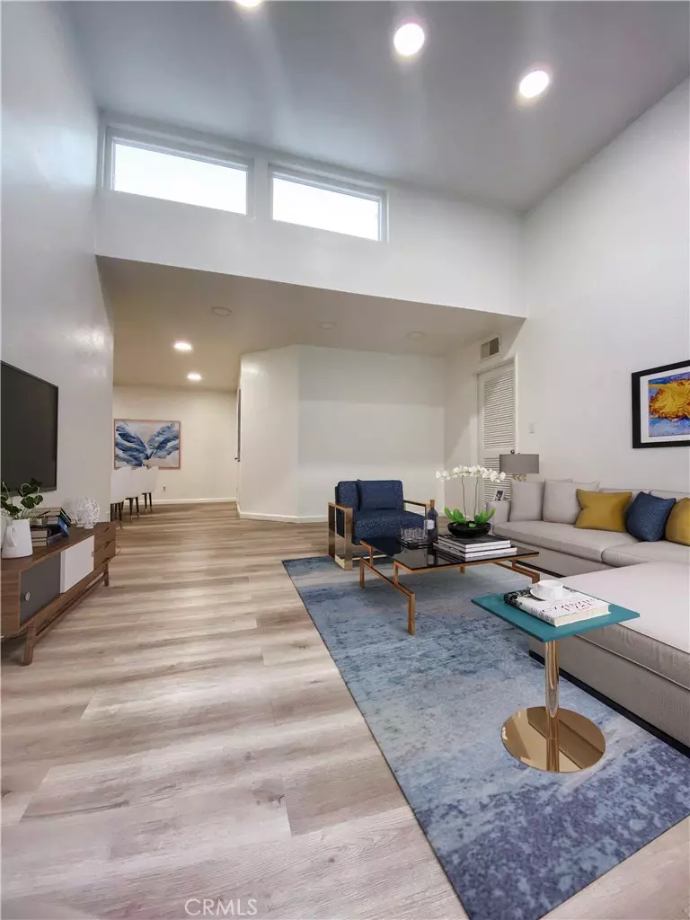 Tarzana, CA 91356,18645 Hatteras ST #278