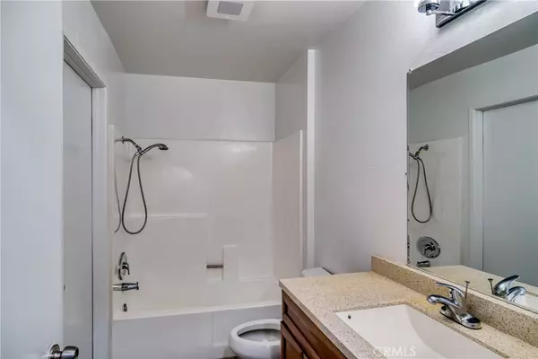 Sylmar, CA 91342,13126 Bromont AVE #4