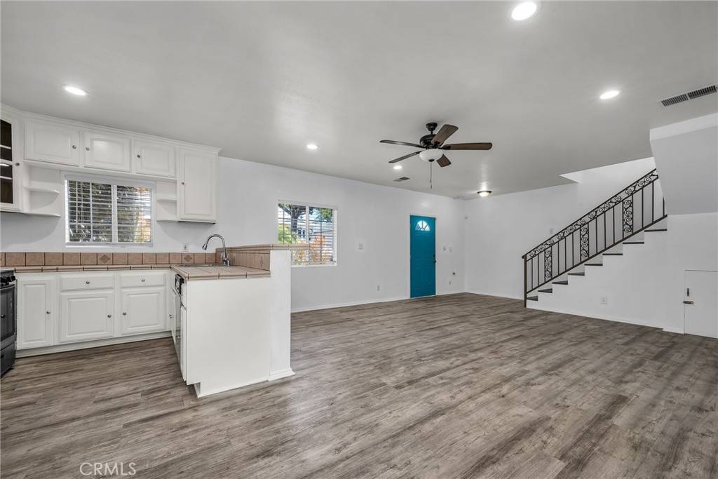 San Pedro, CA 90731,543 W Santa Cruz ST W