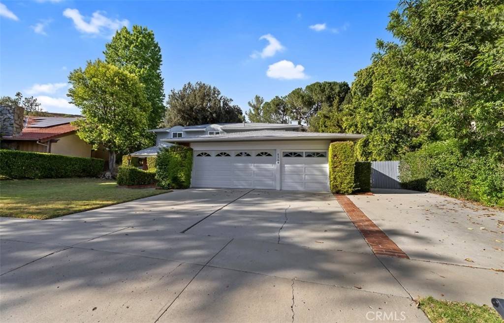 5340 Edgeware DR, Calabasas, CA 91301