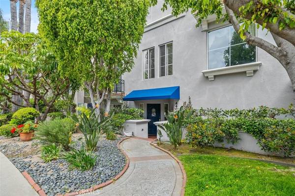 4406 Moorpark WAY, Toluca Lake, CA 91602