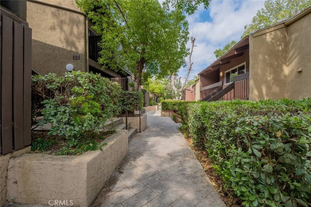 Tarzana, CA 91356,18350 Hatteras ST #132