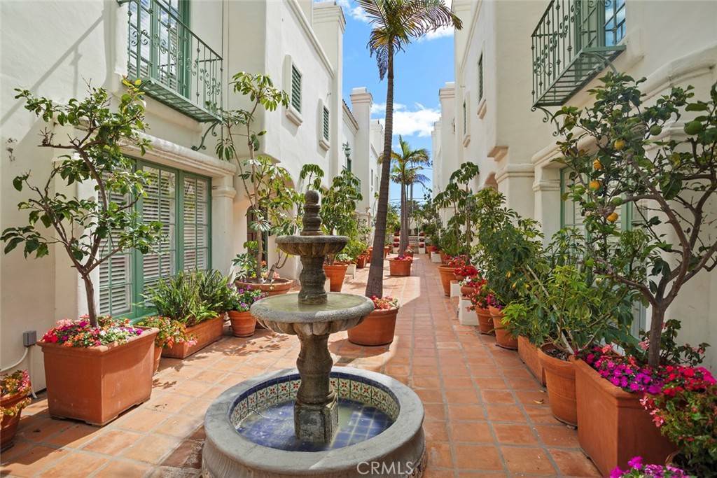 Santa Monica, CA 90403,930 20th ST #6