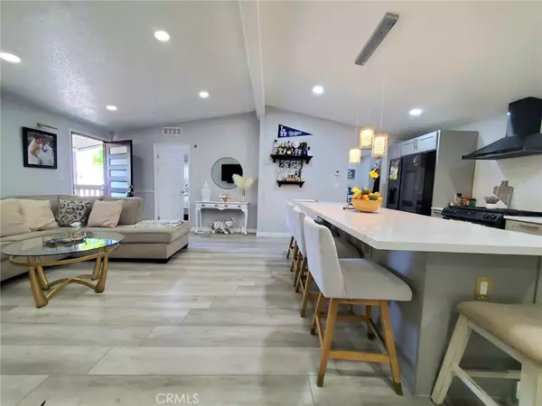 Saugus, CA 91350,29021 Bouquet Canyon RD #316