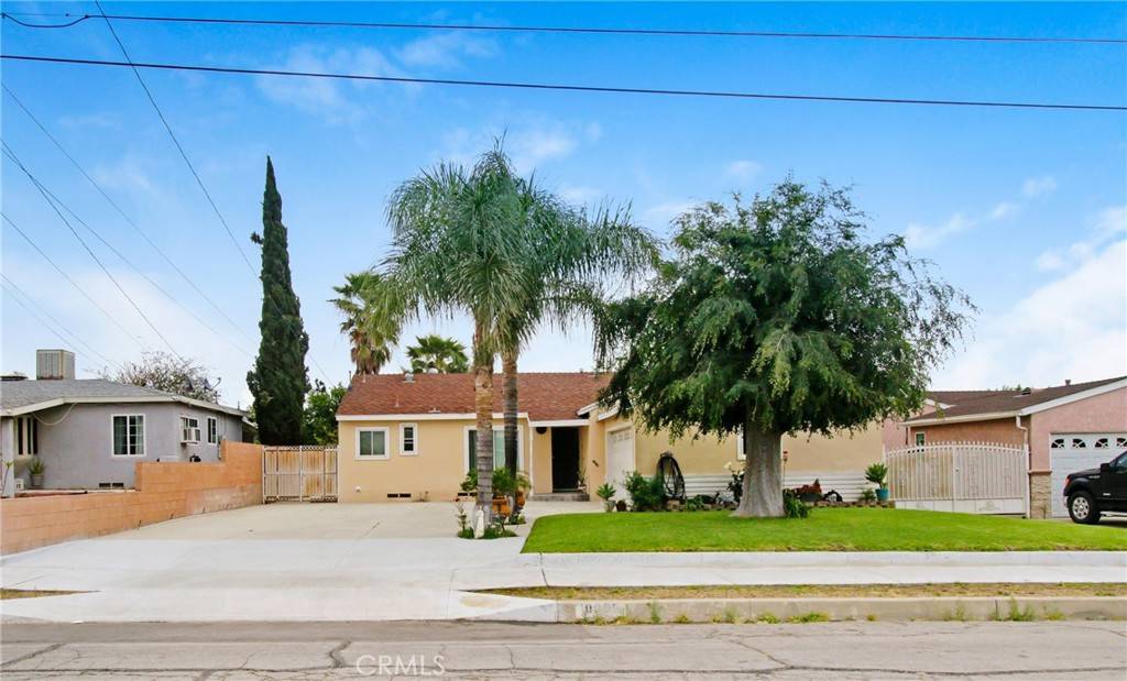Fontana, CA 92335,10005 Elwood AVE
