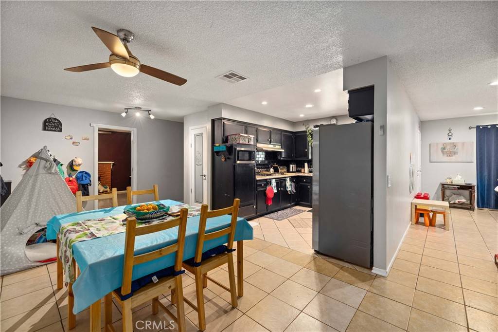 Lancaster, CA 93535,835 E Oldfield ST