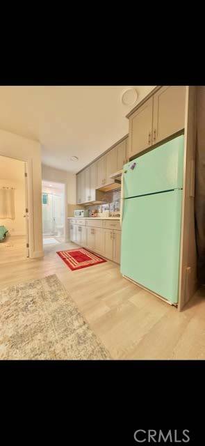 Reseda, CA 91335,7949 Tampa AVE #1