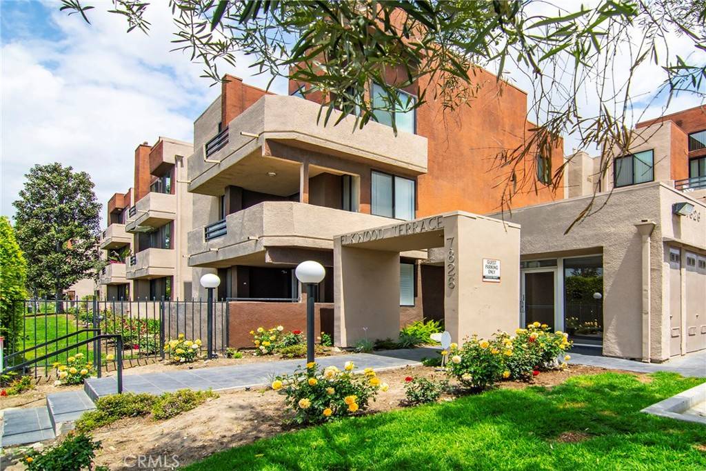 7826 Topanga Canyon BLVD #307, Canoga Park, CA 91304
