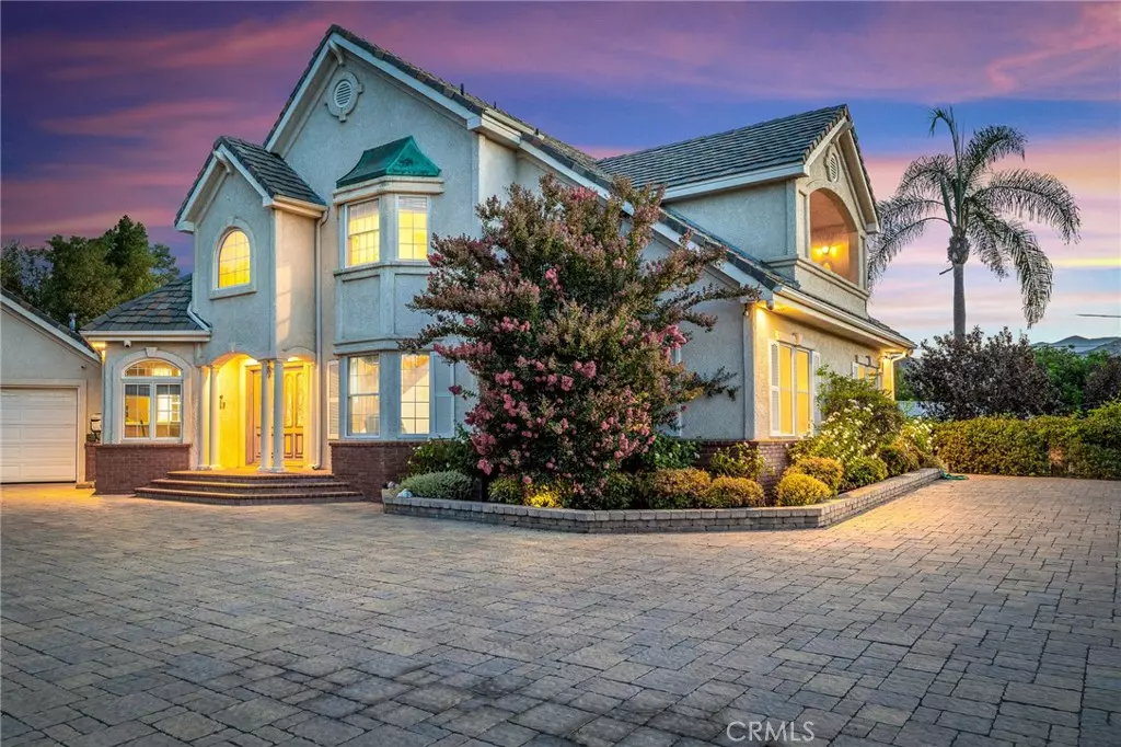 Sunland, CA 91040,10703 Wheatland AVE