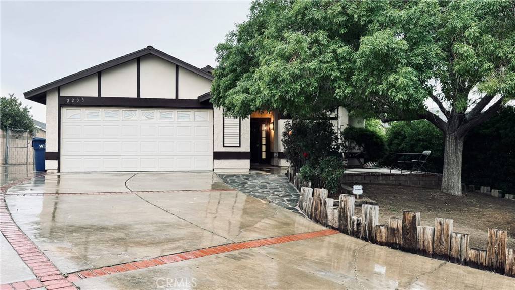 2203 Estrella CT, Palmdale, CA 93550