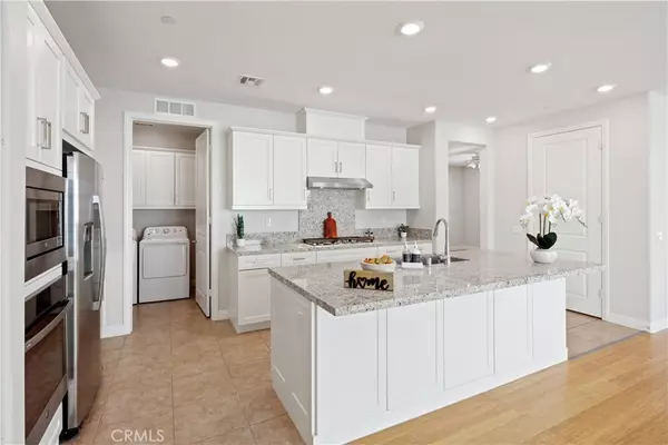 Saugus, CA 91350,20535 Martingale PL