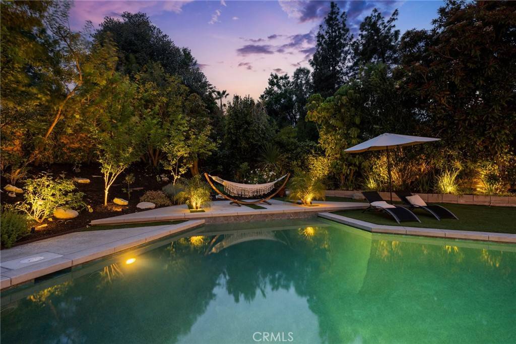 Woodland Hills, CA 91367,5725 Blanco AVE
