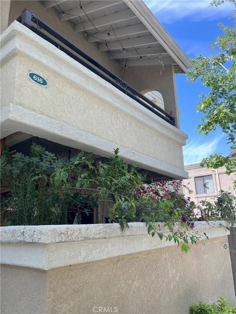 Canyon Country, CA 91351,27238 Luther DR #616
