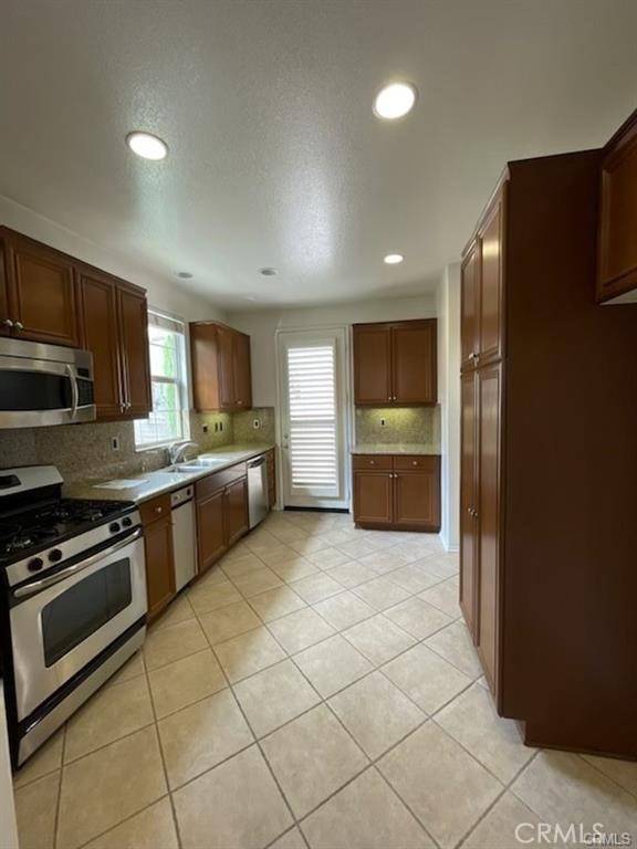 Porter Ranch, CA 91326,11513 Cararra LN