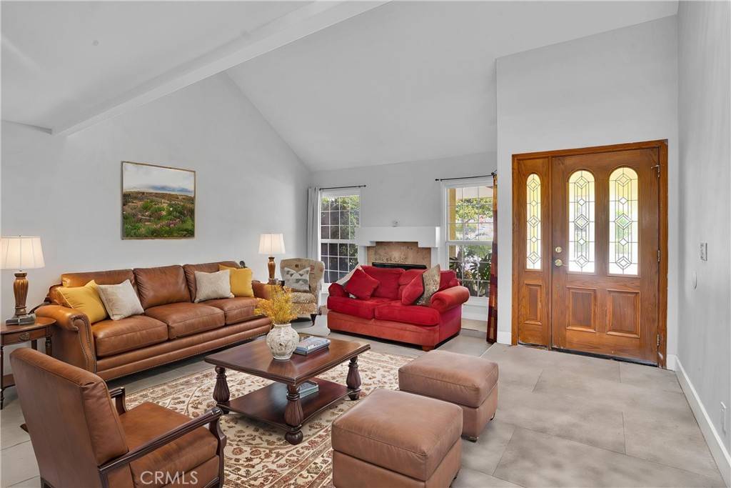 2197 N Justin AVE, Simi Valley, CA 93065