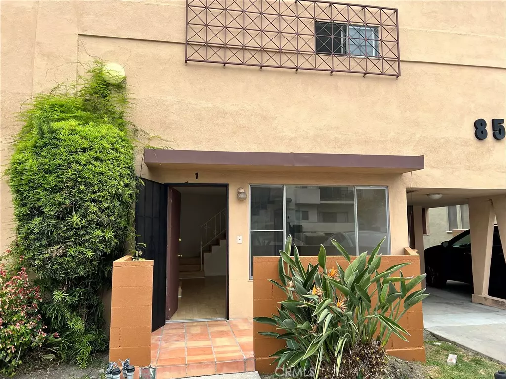Los Angeles, CA 90035,859 S Shenandoah ST #1