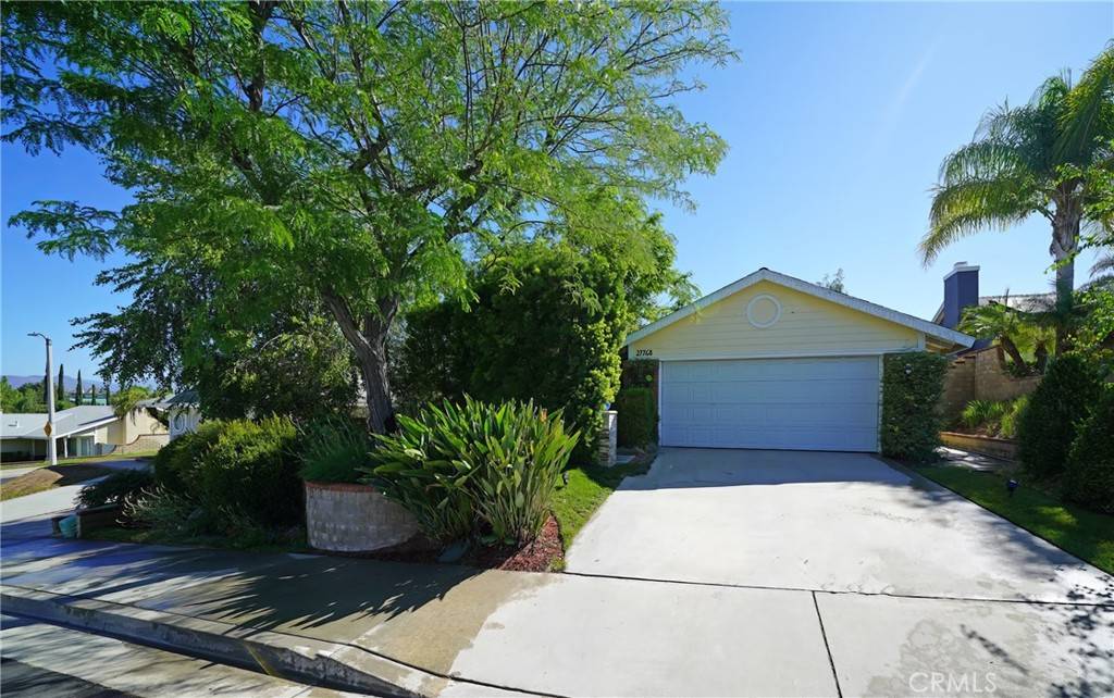 27768 Crookshank DR, Saugus, CA 91350