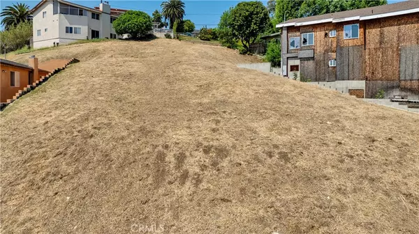 Los Angeles, CA 90032,2017 Barnett Way